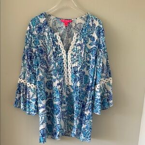 Lilly Pulitzer Blue and White Top